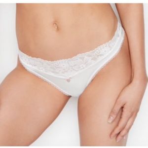 VICTORIA'S SECRET Body by Victoria Lace Detail Thong Panty